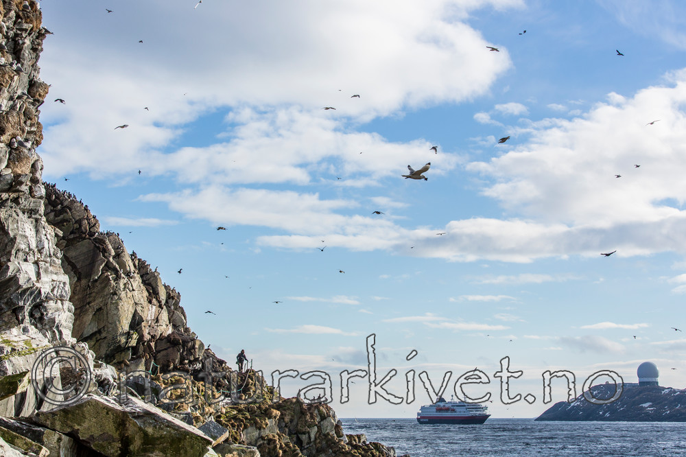 KA_150406_71