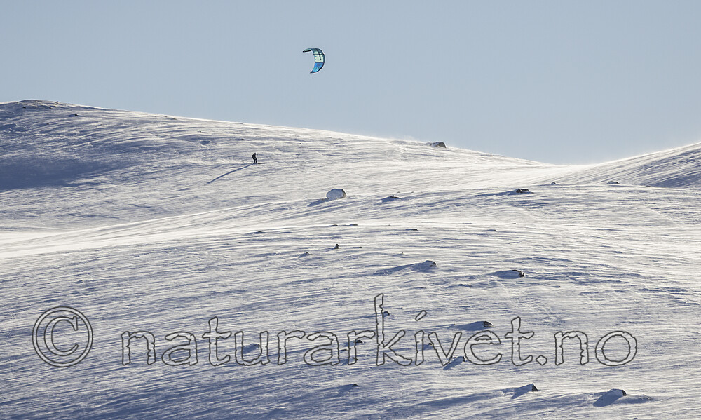 KA_220227_42